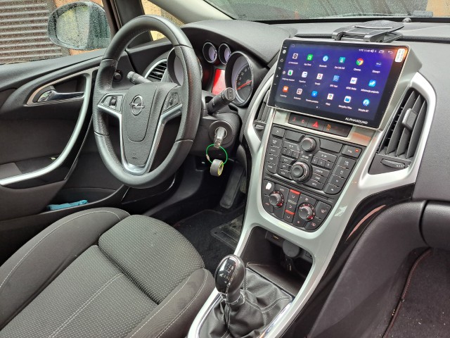 Andrzej Batycki - Ekran Tesla Style w Opel w Bystrej